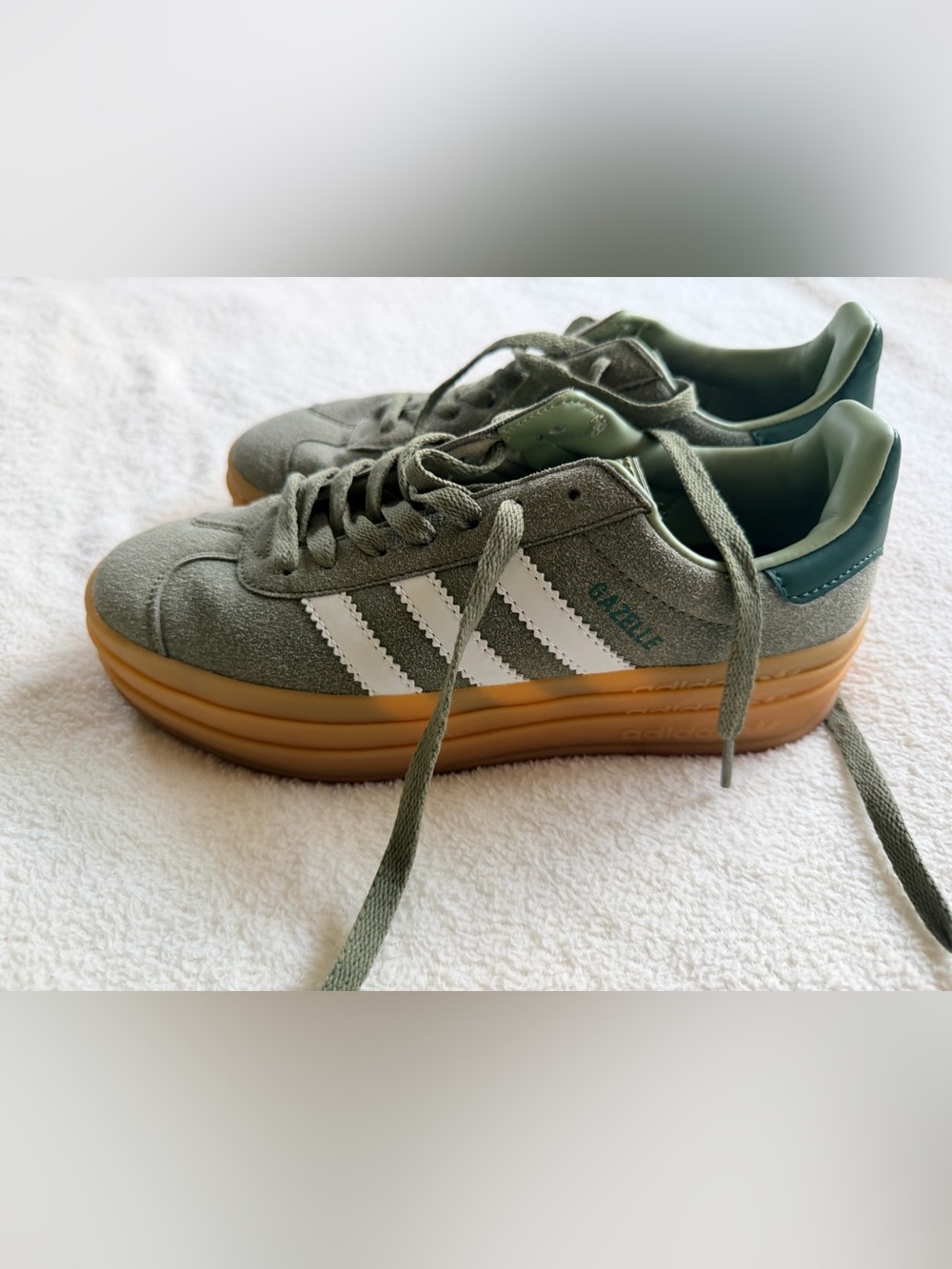 adidas Gazelle Bold Silver Green Gum Platform Sneakers Women’s 7.5 - Picture 4 of 8